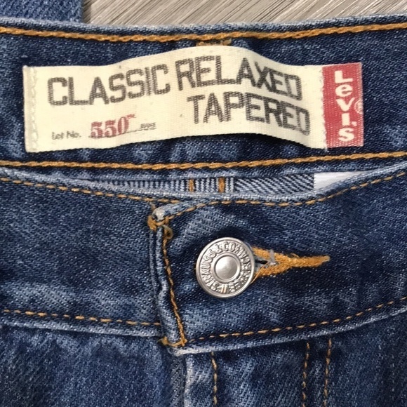 Levi’s 550 Medium Wash Classic Relaxed Tapered Jeans size 12Long - Picture 7 of 10
